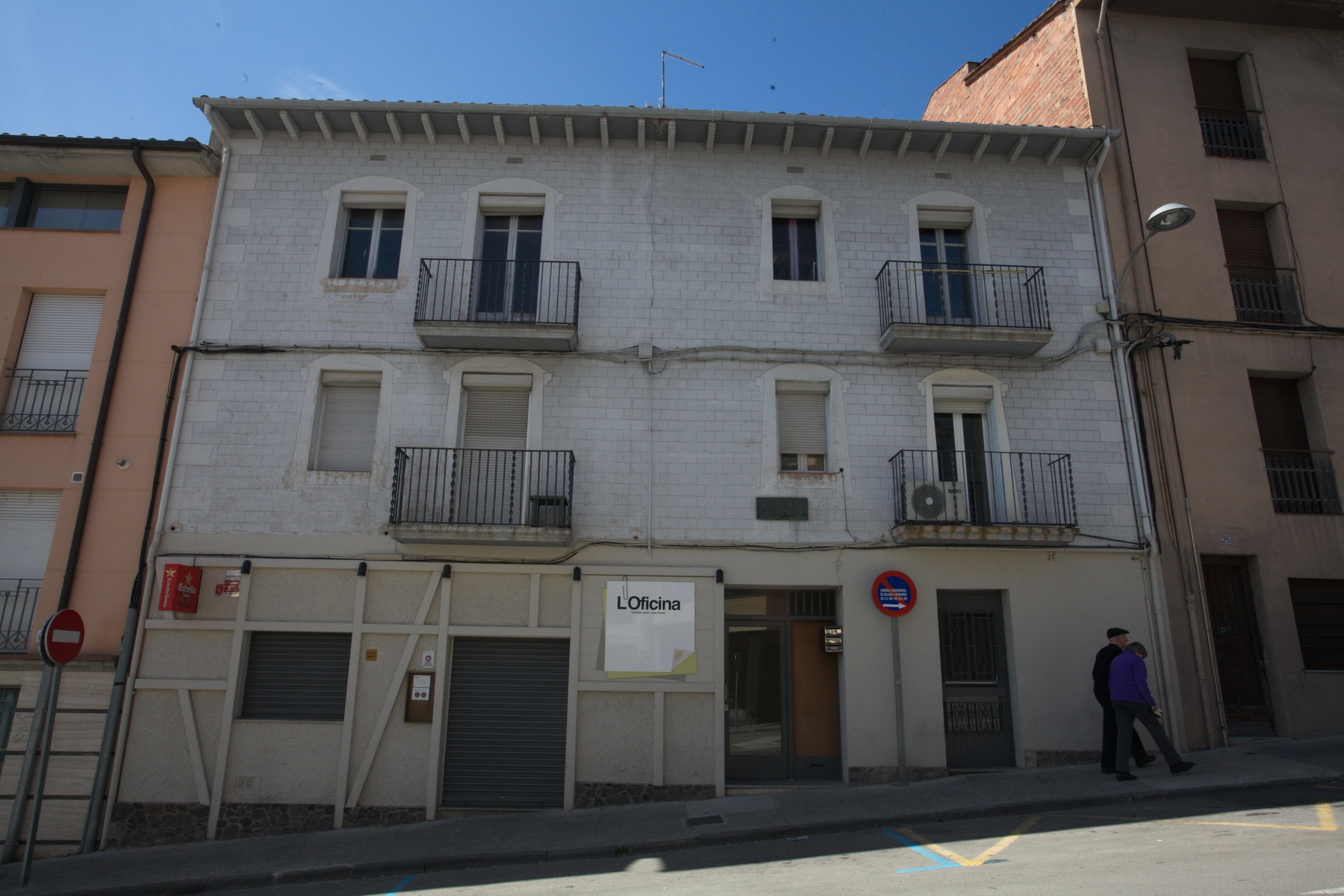 Façade on the Firal with sgraffito balconies