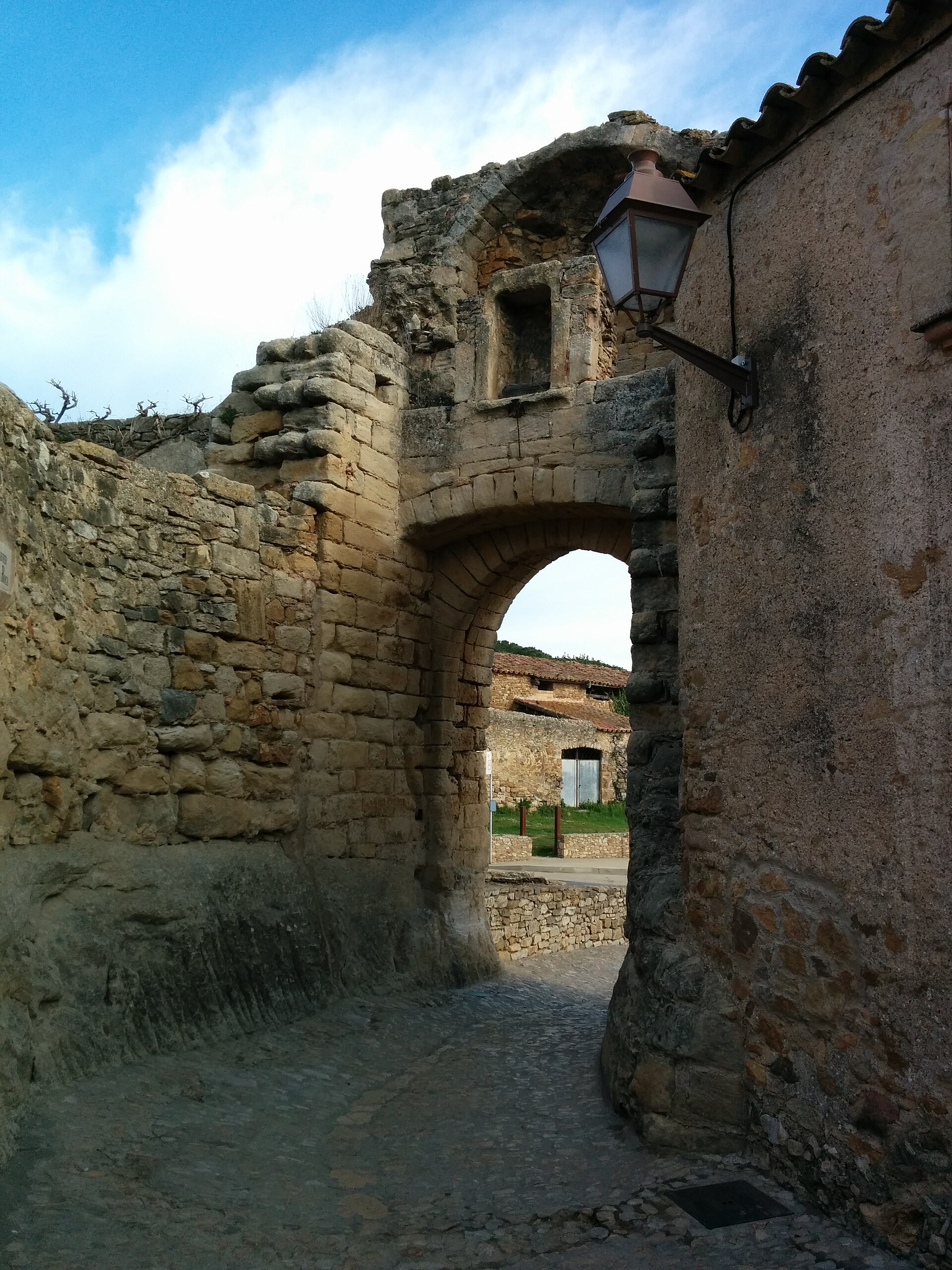 Le Pont del Fossat, à côté du Portal de la Verge