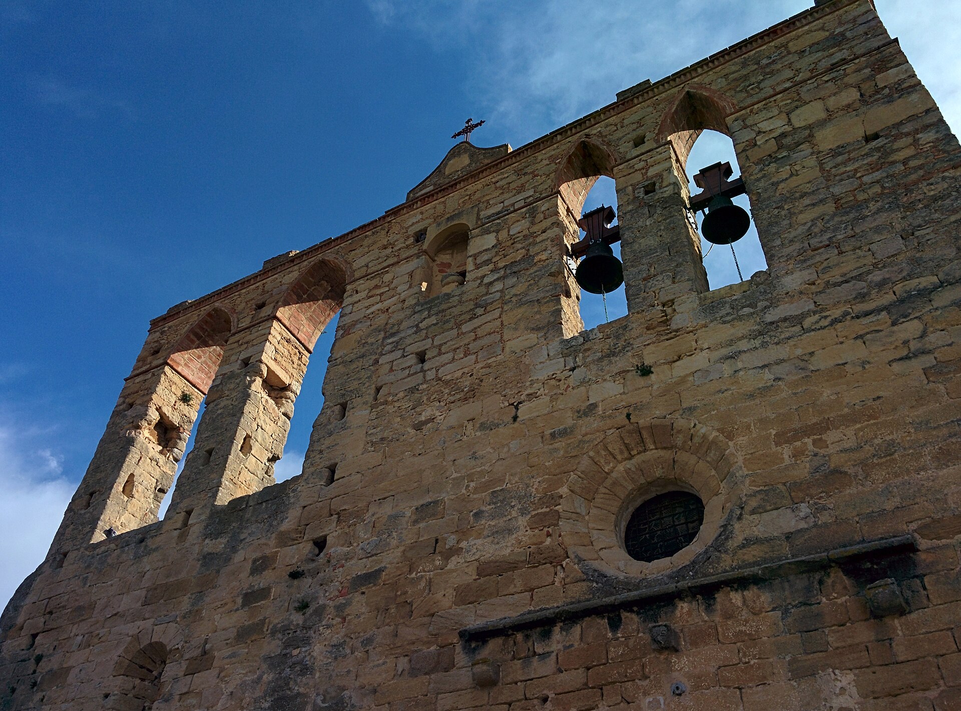 L'église de Sant Esteve, hors les murs